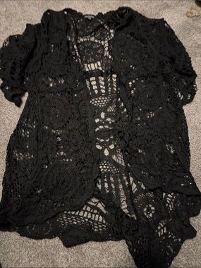 Nina Leonard Black Crochet Open-Front Cardigan